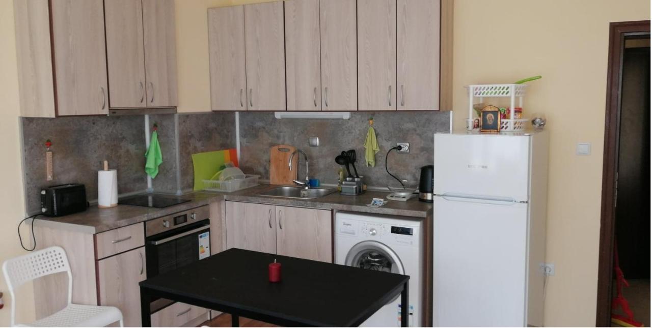 Cozy Apartament Naydenov Leilighet Burgas by Eksteriør bilde